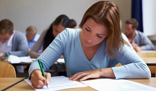 Două note de 10 la examenul de definitivat