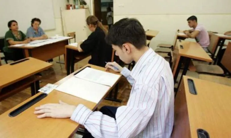 Începe sesiunea de toamnă a bacalaureatului