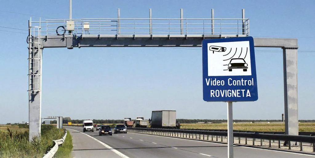 Veşti proaste pentru transportatori. Cu cât se scumpeşte rovinieta