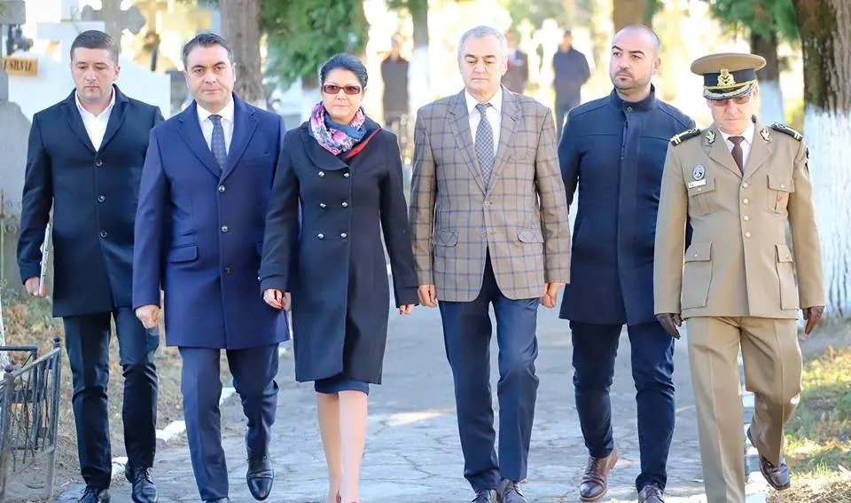 Ziua Armatei, la Giurgiu. Ceremonial militar și depuneri de coroane, la Cimitirul Smârda