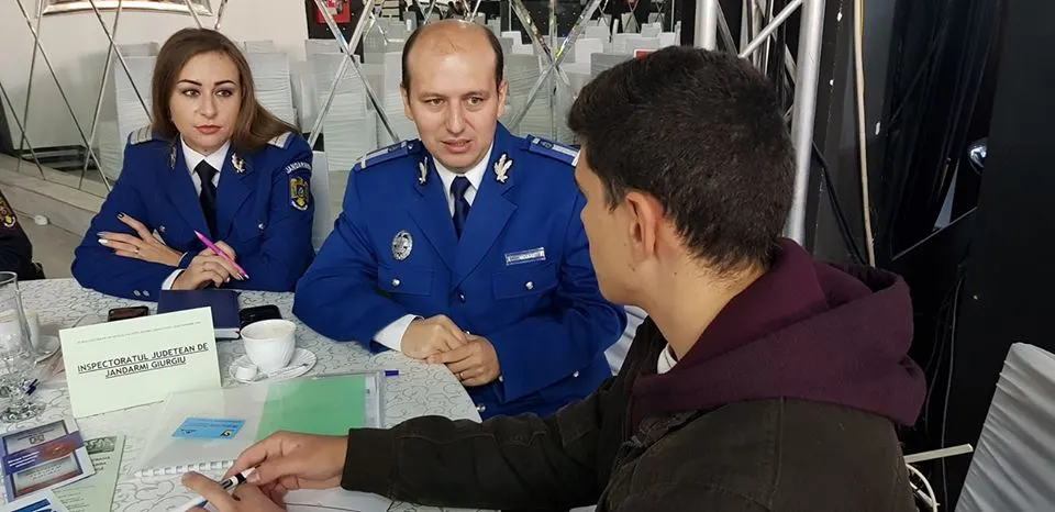 Zeci de tineri s-au înscris la școlile de subofițeri  ale Jandarmeriei