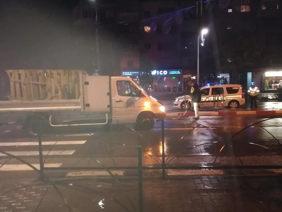 Cum s-a produs accidentul rutier de la Casa Cărții