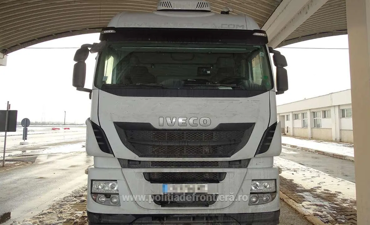 Autocamion căutat în Spania, descoperit la Giurgiu