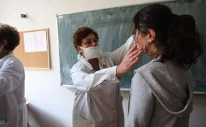 Școlile din Giurgiu vor raporta numărul de elevi cu infecții respiratorii