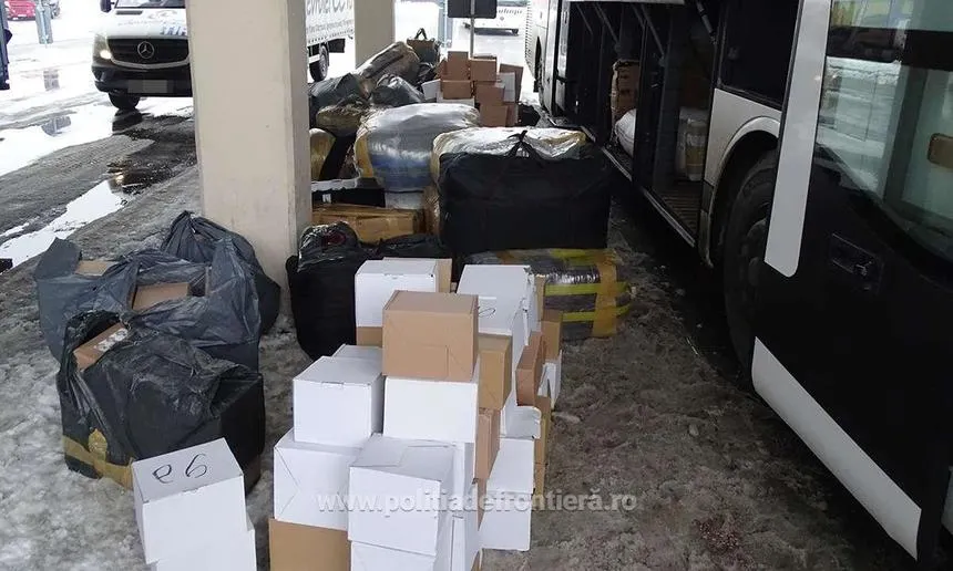 Captură semnificativă de produse contrafăcute a polițiștilor de frontieră giurgiuveni