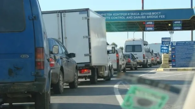 Trafic aglomerat la ieșirea din Punctul de Trecere a Frontierei Giurgiu-Russe