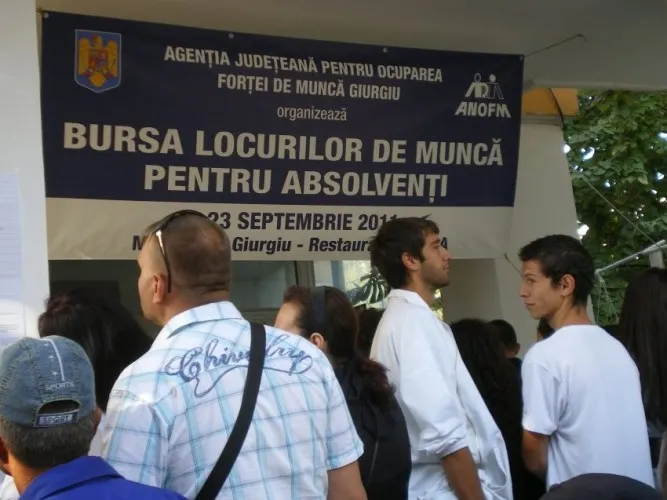 Absolvenţii de liceu pot aplica pentru indemnizația de șomaj! Care sunt condiţiile