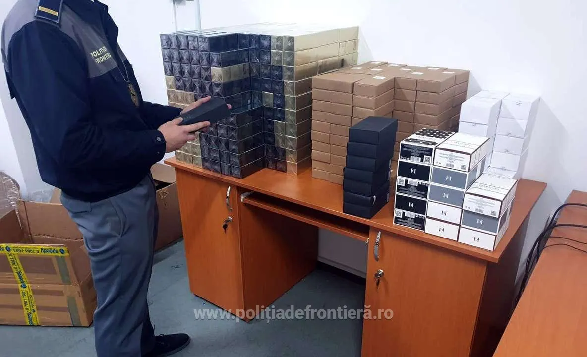 Peste 1.200 de bunuri contrafăcute, descoperite la frontieră