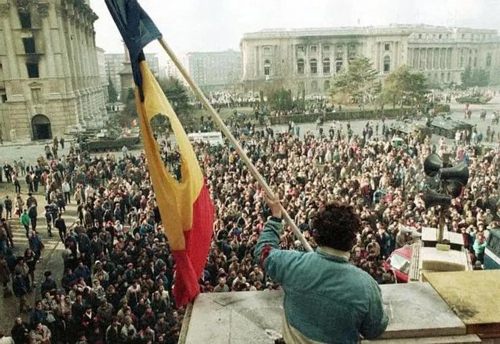 Ședință solemnă în Parlament cu prilejul aniversării a 30 de ani de la Revoluție! La eveniment va participa și Klaus Iohannis