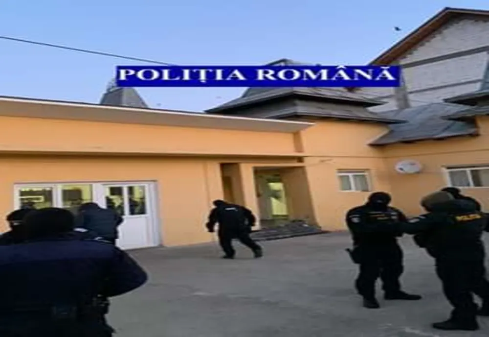 Percheziții în 25 de județe și în Capitală. Sunt vizate infracțiuni de fals și de serviciu