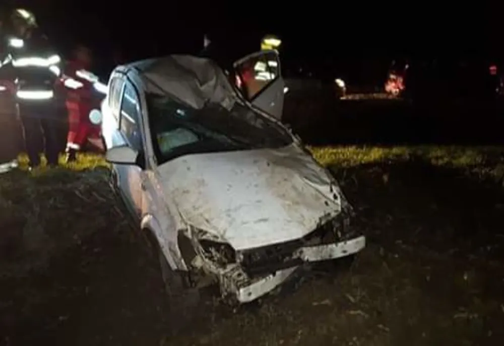 Accident rutier, la Malu. Un tânăr s-a răsturnat cu mașina