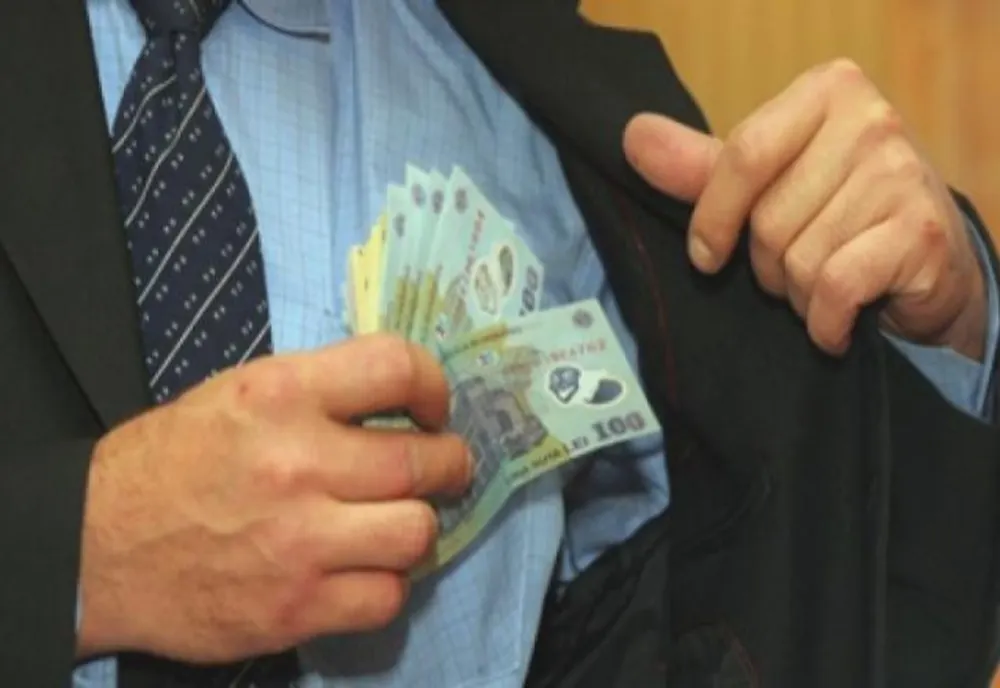Administratori cercetați pentru evaziune fiscală