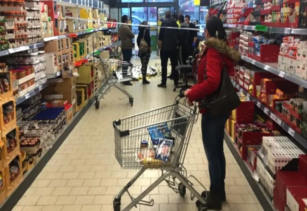 Sindicaliștii cer Guvernului să înghețe preţurile la alimente şi medicamente