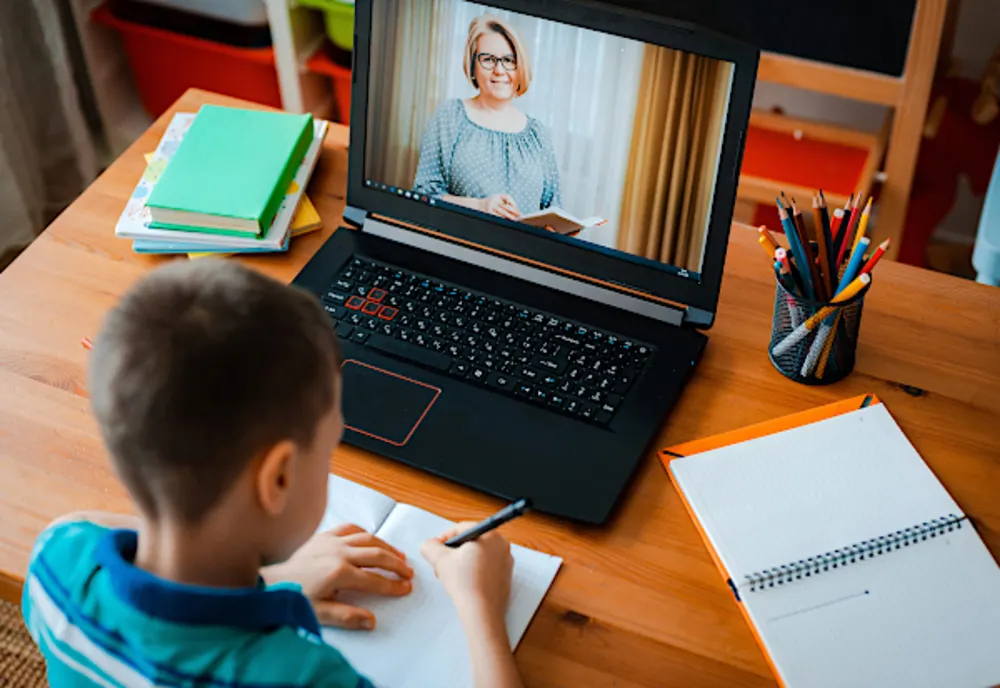 Cum va începe şcoala în toamnă. Anunţ important din partea ministrului Educaţiei 