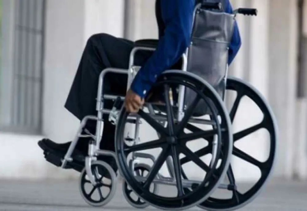 Primăria Giurgiu va achita drepturile restante ale însoțitorilor persoanelor cu dizabilități