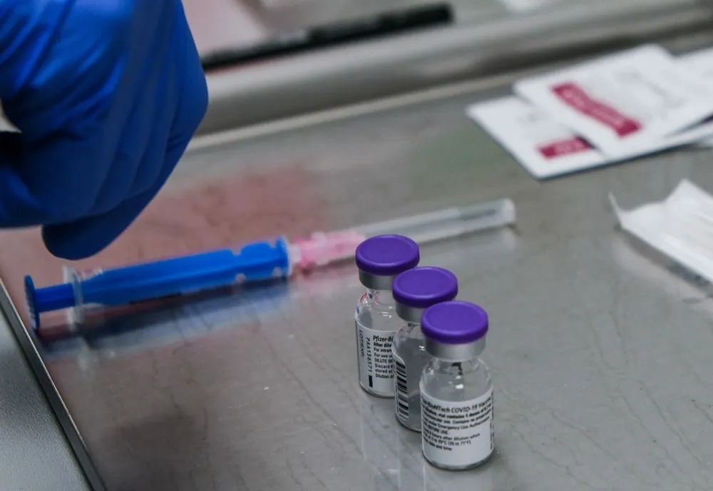 Campanie de vaccinare anti-COVID. Aproape 500 de persoane s-au imunizat în județul Giurgiu 