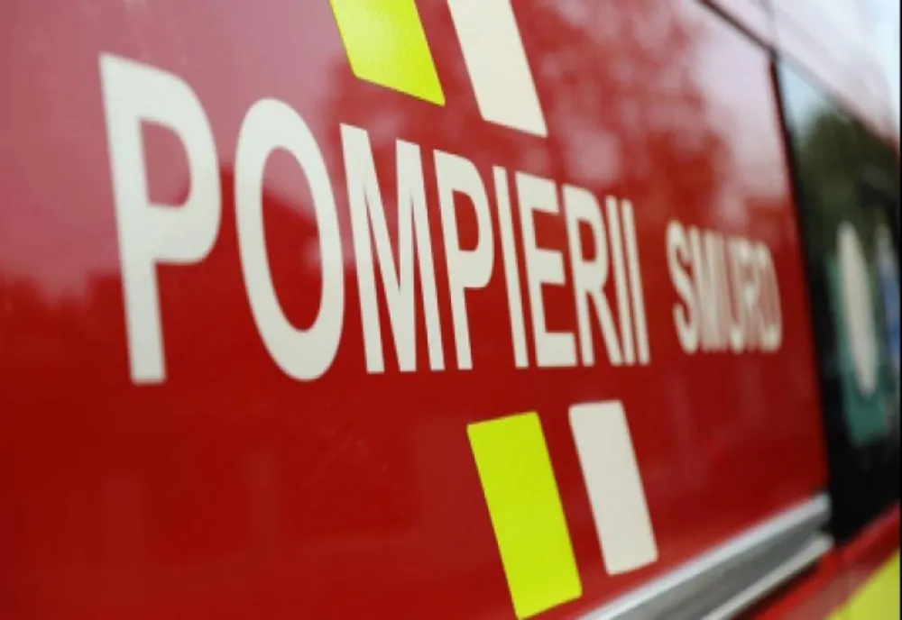 Giurgiu. Un tânăr și-a prins picioarele într-un utilaj industrial pentru conversia cartonului