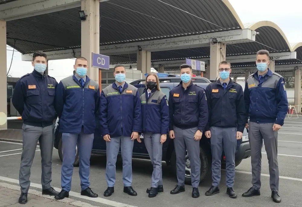 7 elevi ai Școlii de Pregătire a Agenților Poliției de Frontieră "Avram Iancu" Oradea, stagiu de practică la I. T. P. F. Giurgiu