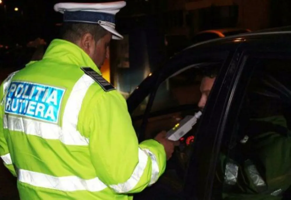 Giurgiu. Şofer băut, cercetat de poliţişti după ce a refuzat prelevarea de mostre biologice