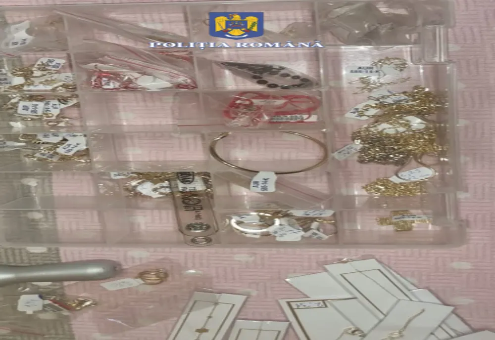 Percheziţii în apropierea Vămii Giurgiu. Doi bărbaţi prinşi în flagrant cu bunuri contrafăcute şi bijuterii din aur