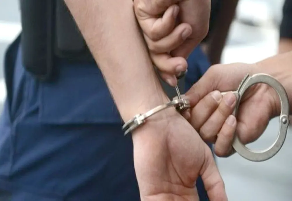 Bărbat condamnat pentru infracţiuni rutiere, descoperit de poliţişti într-o localitate din judeţul Giurgiu  