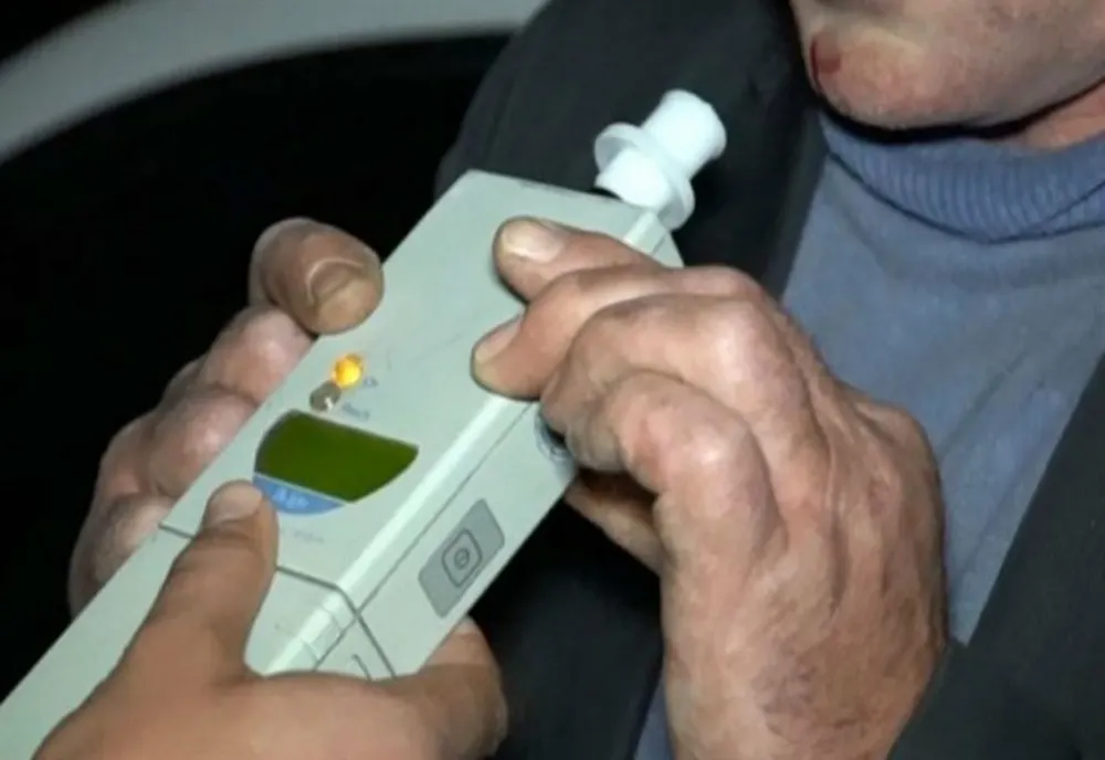 Giurgiu. Şoferi depistaţi în trafic sub influenţa alcoolului sau fără permis de conducere