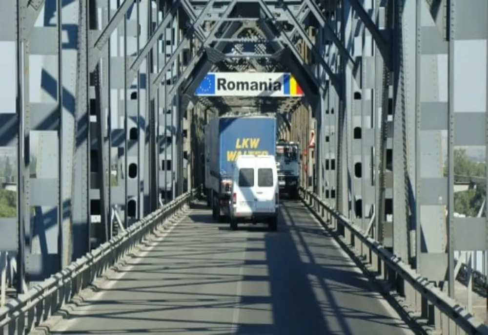 Traficul pe Podul Prieteniei riscă să fie perturbat în plin sezon estival