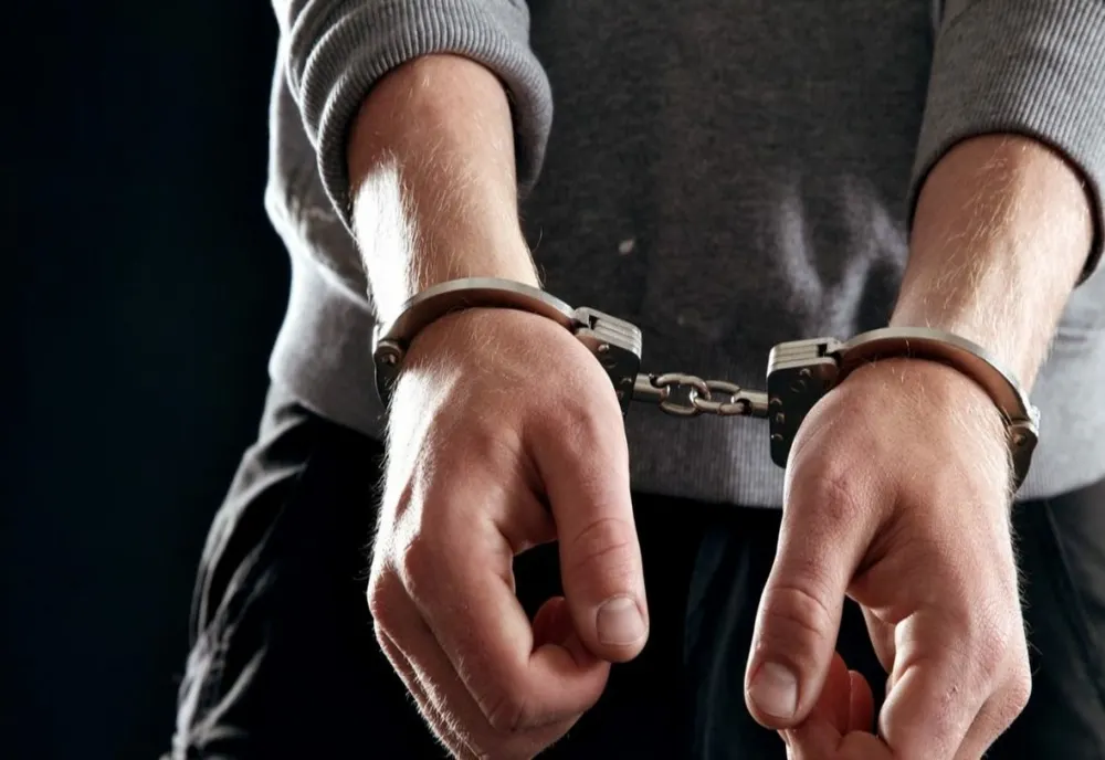 Giurgiu. Tânăr arestat după ce a încălcat măsura arestului la domiciliu