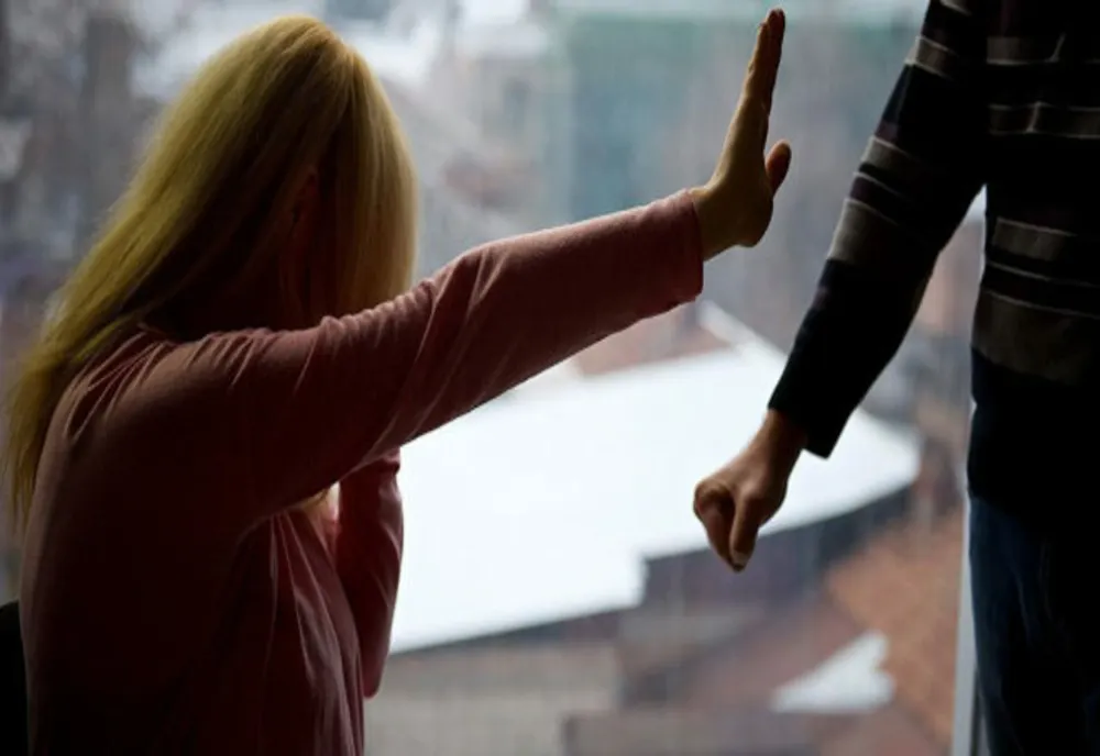Mai multe cazuri de violenţă domestică în judeţul Giurgiu! Ce măsuri au luat poliţiştii