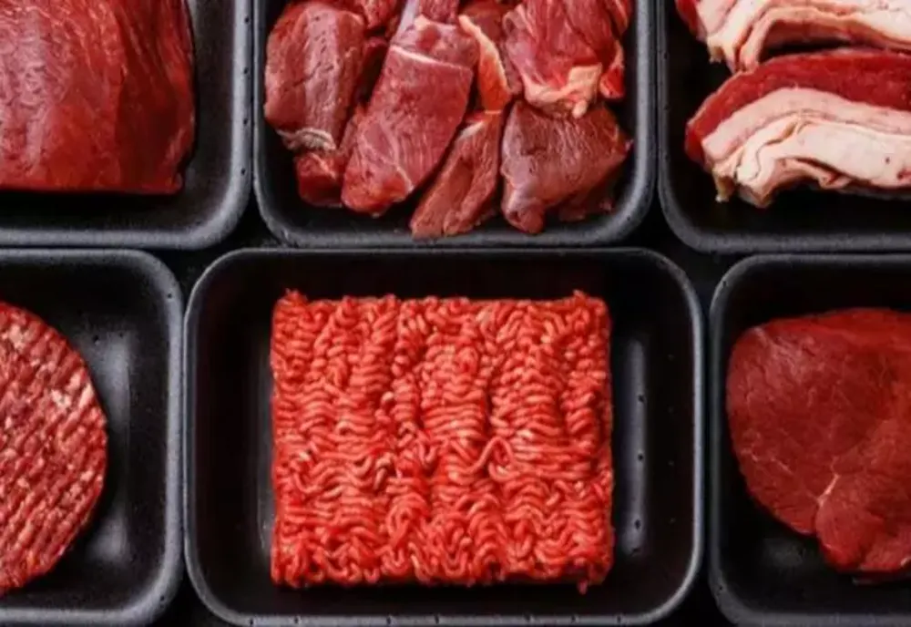 Aproape 70% din carnea de porc este de la străini. Topul alimentelor importate și țările de unde le aducem