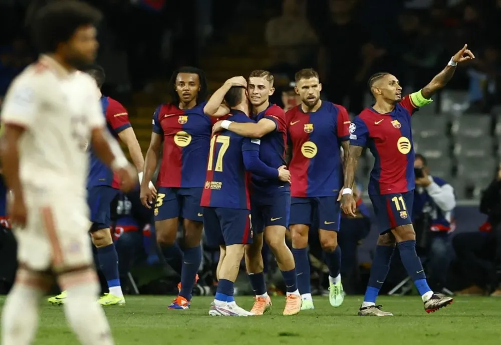 LIGA CAMPIONILOR: VICTORII PE TEREN PROPRIU PENTRU BARCELONA ȘI PARIS SAINT-GERMAIN | VIDEO