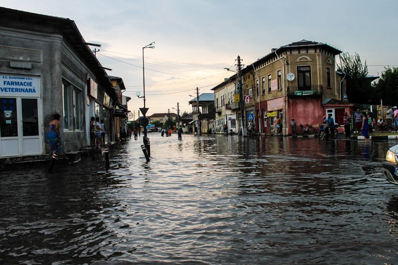 Cod galben de ploi în localități din județul Giurgiu   