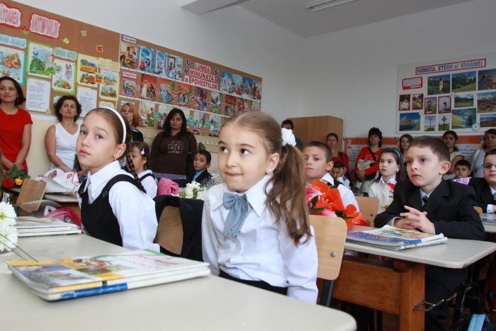 Vacanța de vară, mai scurtă. Schimbări la începerea noului an şcolar