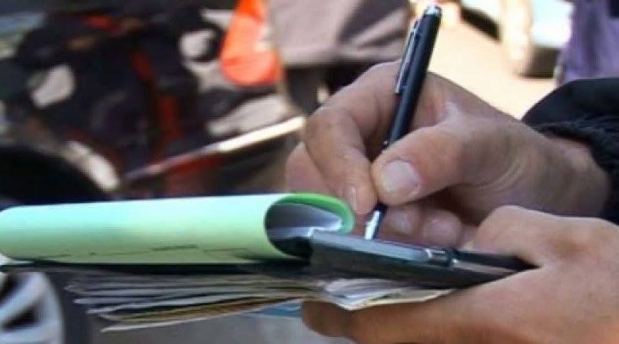 Zeci de infracțiuni constatate și sute de sancțiuni aplicate de polițiști în minivacanța de 1 Decembrie