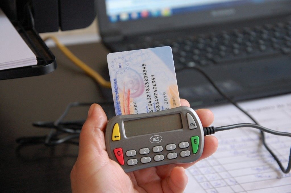 Peste 1400 de giurgiuveni şi-au pierdut cardul de sănătate. Ce taxă trebuie să plătească