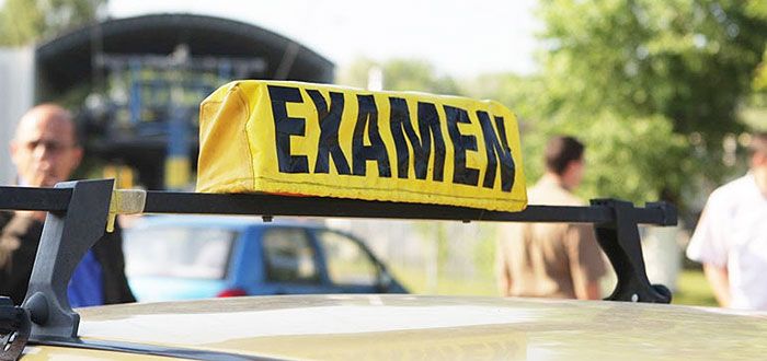 Doar 30% din candidaţi trec de proba teoretică pentru permisul de conducere! 