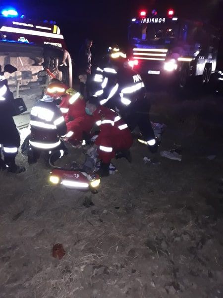 Tragedie rutieră.Tânără decedată după ce a rămas blocată sub mașină
