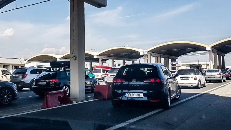 Aglomerație în Punctul de Trecere a Frontierei Giurgiu. Timpii de așteptare depășesc 70 de minute