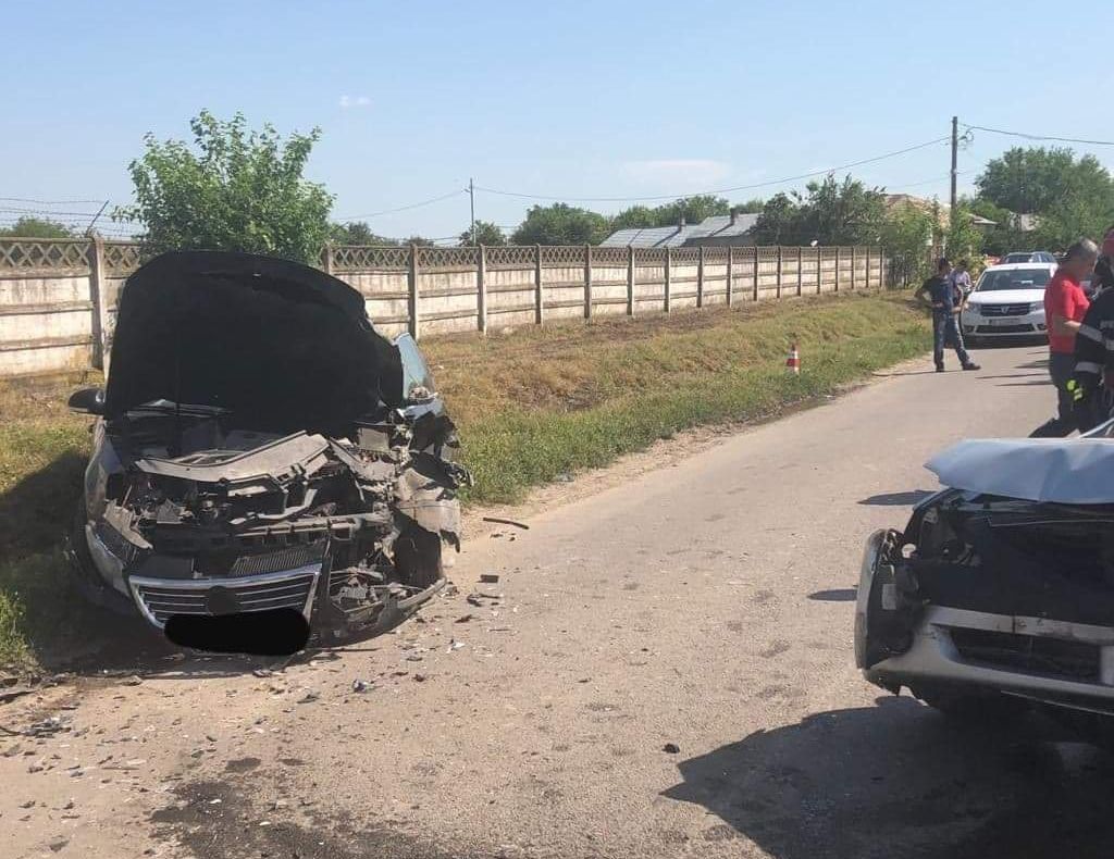 Accident rutier pe DN 5C, la Vedea. Doi bărbați au fost răniți