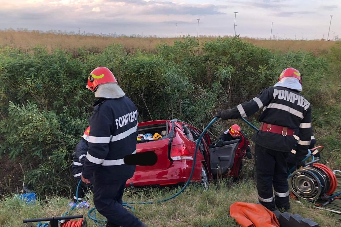 Accident grav pe A1, la kilometrul 19. Sunt șase victime, printre care doi copii gemeni