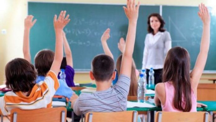 Anul școlar 2019-2020: anul cu cel mai mic număr de elevi din`90