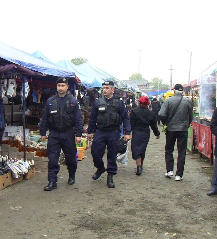 Jandarmii giurgiuveni asigură ordinea în Târgul anual de Sfântul Dumitru