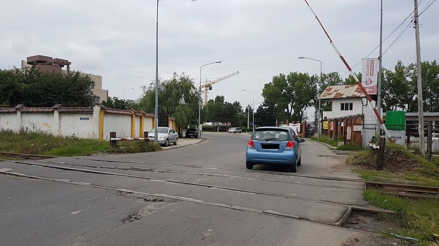 ”Atenție la tren!” Razii de amploare la trecerile la nivel cu calea ferată