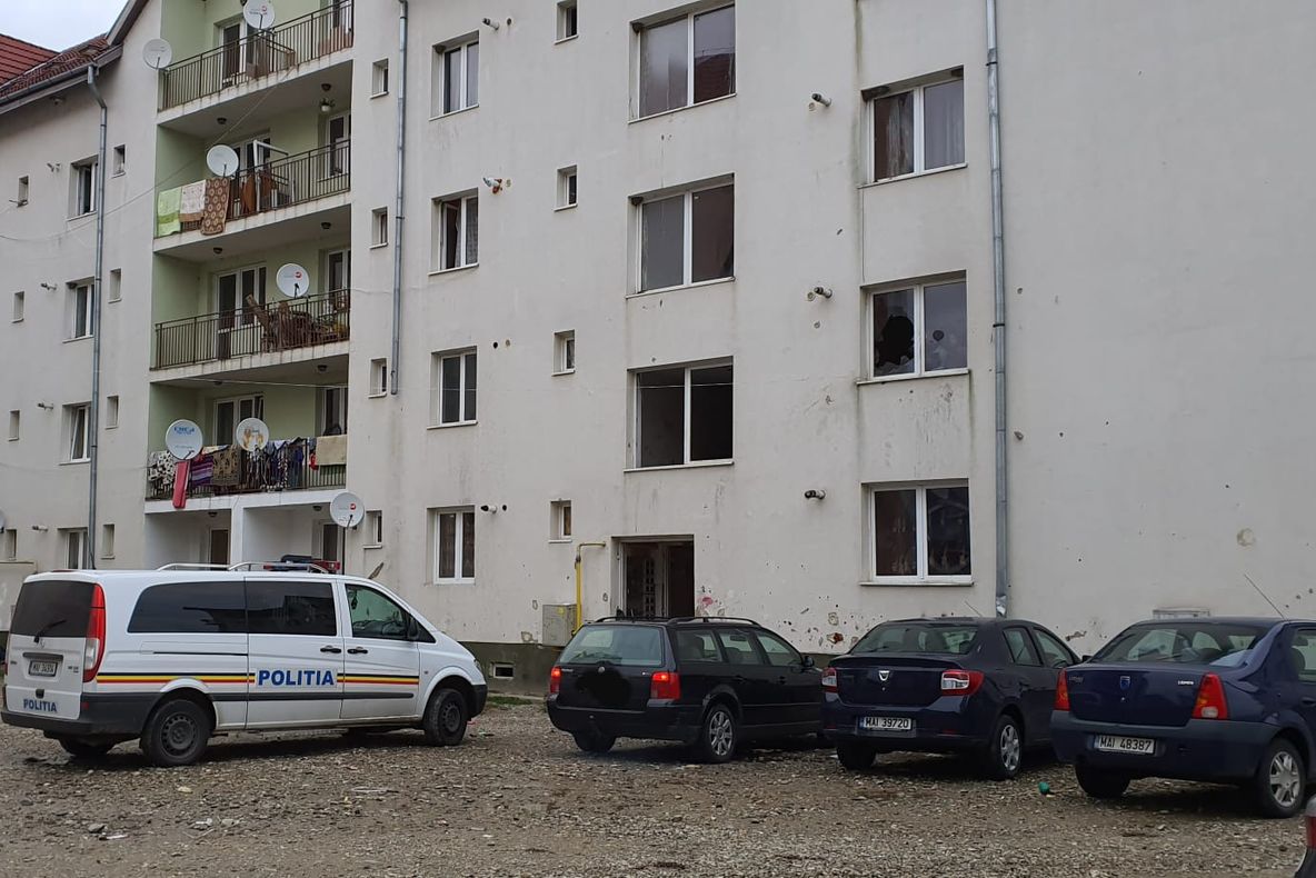 Tânăr din Giurgiu, reținut pe aeroport pentru pornografie infantilă și viol