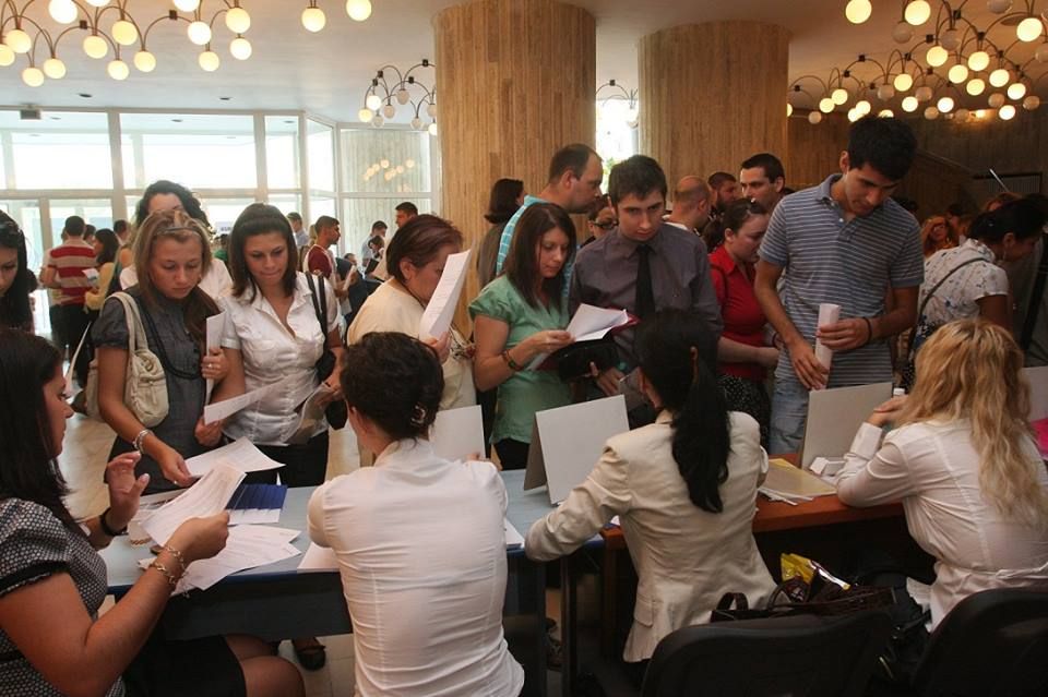 Mii de locuri de muncă vacante pentru șomeri. Iată ce se caută!