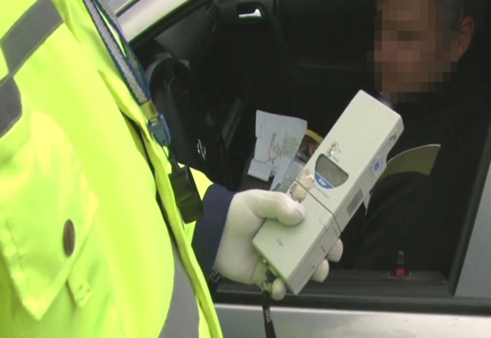 Tânăr de 26 de ani, depistat sub influența drogurilor, la volan