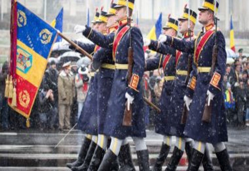 Ziua României. Aproximativ 4.000 de militari, 200 de mijloace tehnice şi peste 50 de aeronave, la parada de la Arcul de Triumf