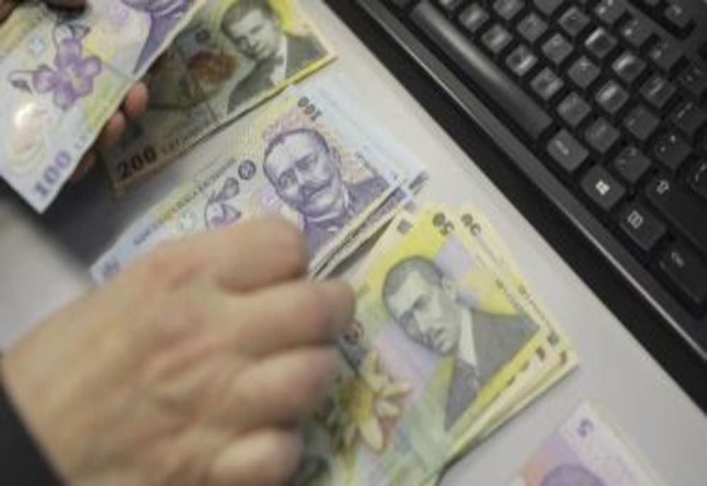 Interzicerea cumulării pensiei cu salariul. În ce cazuri nu se aplică