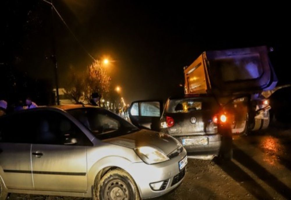 Coliziune în lanț pe șoseaua Portului din Giurgiu. Trei persoane, transportate la spital