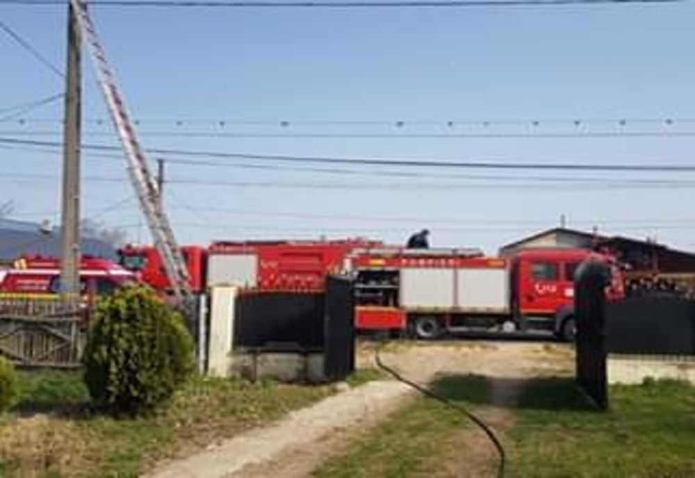 Incendiu izbucnit la o casă din localitatea Obedeni